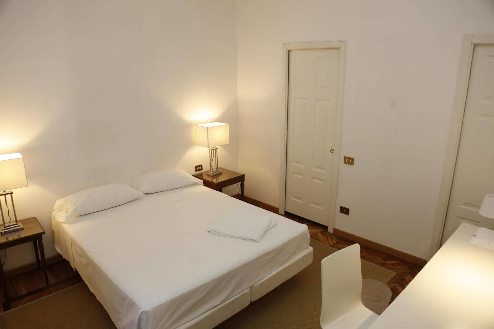 Casa Milano- Apartments And Rooms Luaran gambar
